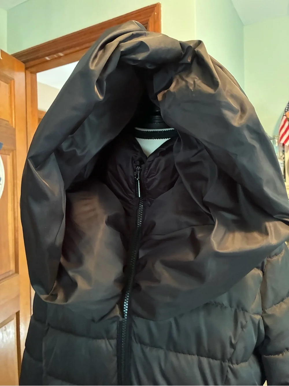 Women's Black Puffer Coat with Oversized Collar and hood